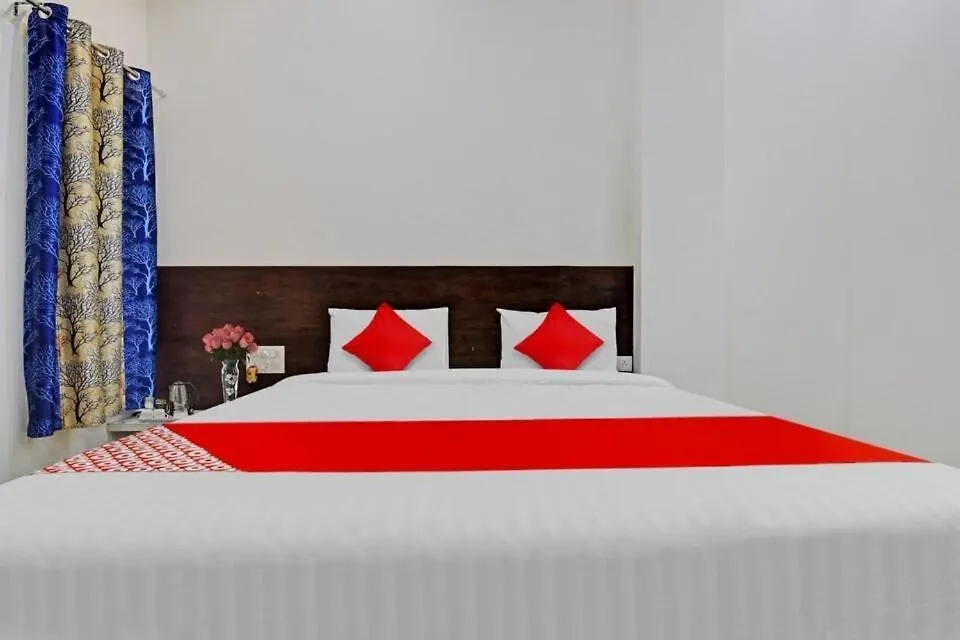 Hotel Angan Udaipur Best Couples Friendly Hotel 2*,